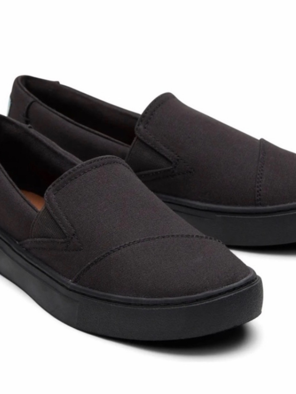 Size 6.5 TOMS Women’s Black Canvas Slip-On